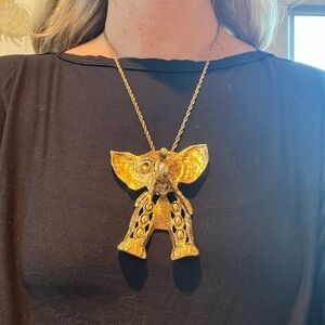 VINTAGE Gold Elephant Pendant Necklace